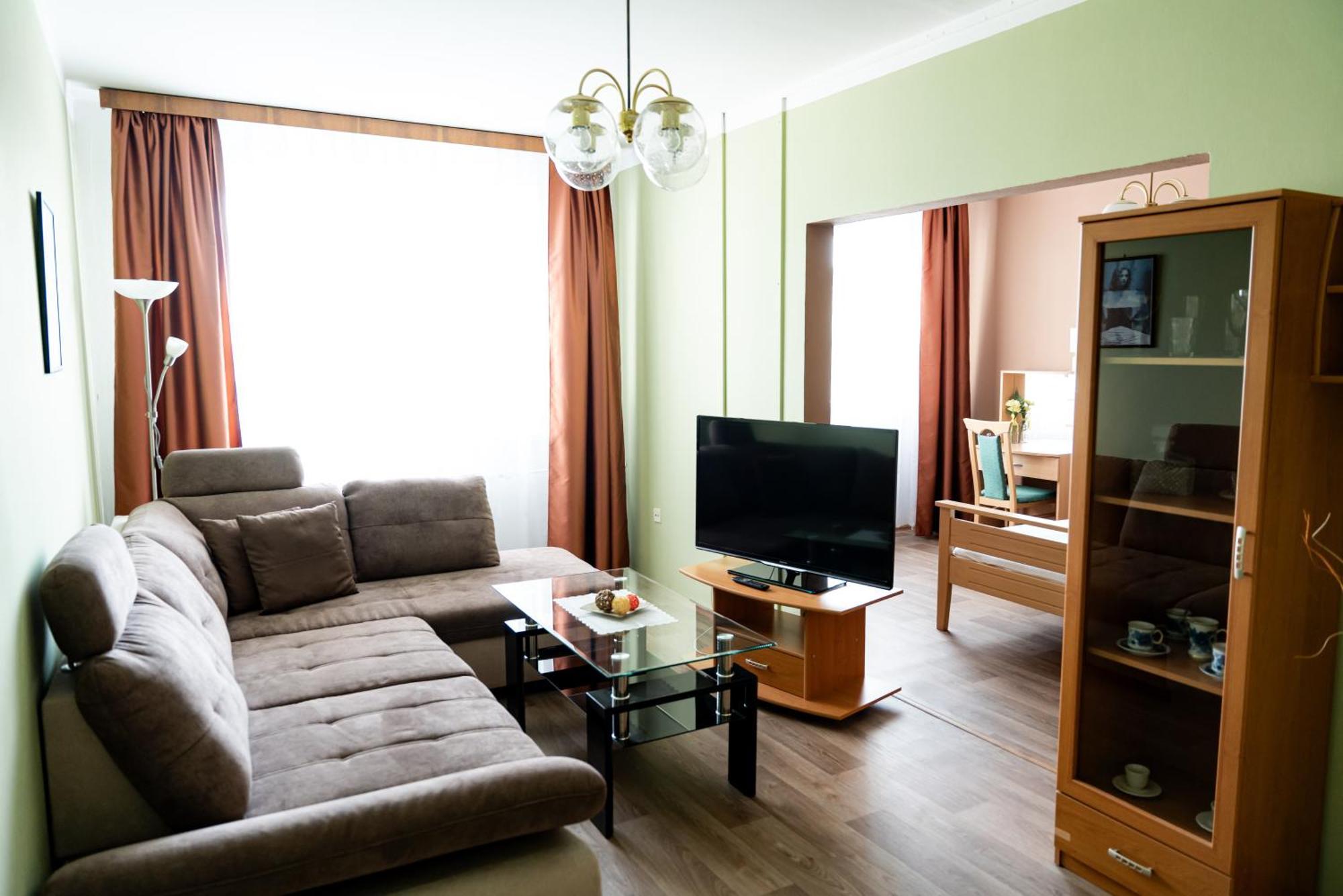 Hotel Cementar Hranice  Kültér fotó